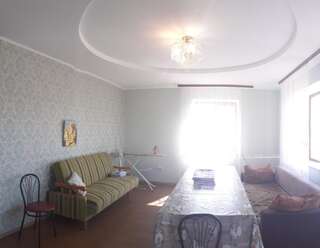 Дома для отпуска Дом 5 комнат у моря в Черноморске Черноморск Дом с 4 спальнями-8